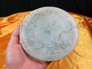 B　ペルシャ青釉古陶器皿　１６ｃｍ　１２世紀　遺跡発掘品
