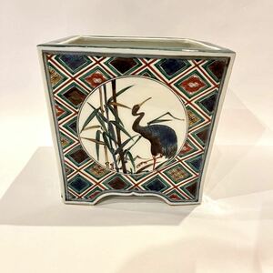 九谷焼　九谷陶工　松本佐吉　色絵　箱付き　作家品　四角　鉢　香炉　鳥　蝶　花　菊　五彩色　陶磁器　陶器　アンティーク　古物　