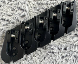 Payson Fanned Fret Multi-Scale Bass Bridge Black Dingwall用