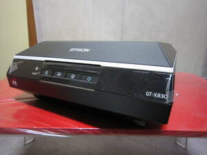 中古美品　 エプソン EPSON GT-X830 フラットベッド スキャナー A4/6400dpi USB接続　動作確認