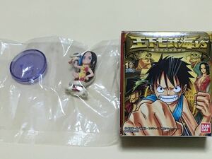 ワンピースコレクション　王下七武海VS ボア・ハンコック　新品内袋未開封品