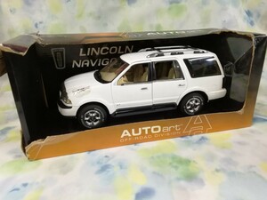 g_t T094 ★AUTO ART オートアート OFFROAD DIVISION リンカーン ナビゲーター LINCOLN NAVIGATOR★ 【現状品】