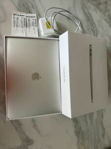 マックブックエアー Air Apple アップル 