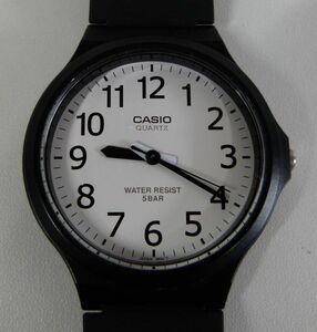 [IM] 稼働品 カシオ　腕時計　MW-240　黒　メンズ　男性用　スタンダード　CASIO　MENS チープカシオ