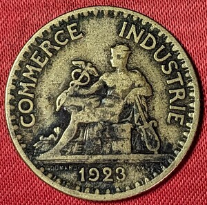 フランス　2フラン・アルミ青銅貨　1923年 　【流通品】　　 玉ちゃんNo.3167
