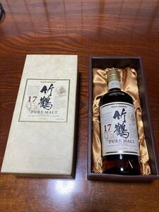 NIKKA ニッカ ウイスキー 竹鶴 17年 ピュアモルト 700ml 43％ 箱付き 未開栓