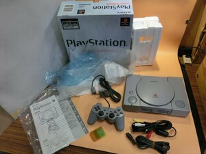 【HW89-76】【80サイズ】▲PS1 プレイステーション1 SCPH-9000 ゲーム機本体 他セット/ジャンク扱い/通電可/※外箱傷み有