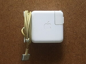 純正　Apple アップル　45W MagSafe 2電源アダプター　A1436 送料230円　中古