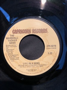 The Marshall Tucker Band / Heard It In A Love Song 7inch Capricorn Records