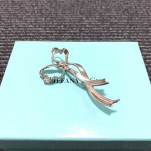 【ティファニー】基準内 TIFFANY&Co. ブローチ リボンモチーフ スターリングシルバー ピン バッチ メンズ レディース 送料370円