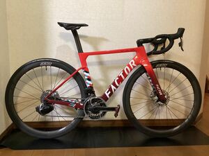 富士ヒルに間に合う！？FACTOR OSTRO VAM CANADA EDITION サイズ52 SRAM RED ETAP AXS （ホイール、サドル、ペダル無し）