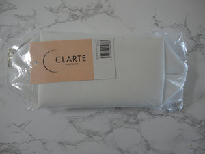 ☆★送料￥１４０☆★CLARTE クラルテ　ボックスポーチ