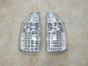 【KBT】ノア DBA-ZRR70W テールランプ 左右セット 純正オプション 　LED