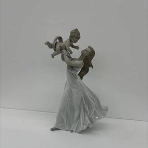 リヤドロ LLADRO 「幸せの瞬間」 陶器 