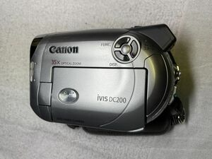 Canon iVIS DC200