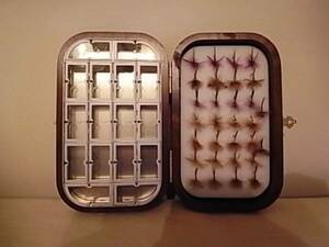 ! ! !　Richard Wheatley Deluxe Wooden Fly Box with Flies　! ! !