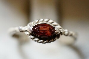 1911 海外製 ガーネット リング 指輪 ヴィンテージ アクセサリー 925刻印 アンティーク 天然石 色石 宝石 カラーストーン 装飾品