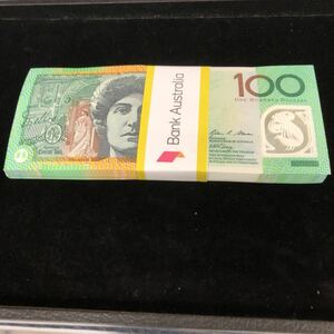 オーストラリア　10000ドル分 F