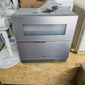 【美品】 Panasonic　NP-TZ100　食器洗い乾燥機　シルバー　2019年製　家電　食洗機　中古　コレクション