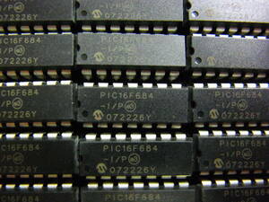 Microchip　PICマイコン　PIC16F684-I/P 14ピン 5個 - BOX164-6/B164-147