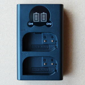 DMW-BLK22 用 USB Type-C 互換充電器 バッテリーチャージャー中古品です。