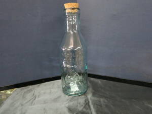 水差し　ミルクボトル　デカンタ　コルク蓋　リサイクルガラス　スペイン製品