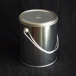 ブリキ缶2L(丸缶φ140×163H)，1箱(48個)