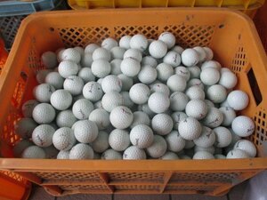 【送料無料】　中古品　SRIXON　ゴルフボール　練習用（練習場のロゴ印字入り）　公認球　計500球　な-32