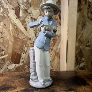 LLADRO リヤドロ 男の子 犬 陶器人形 フィギュリン 陶器 人形 置物 インテリア アンティーク 中古品