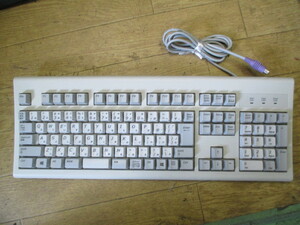 PS2 キーボード KB-3920　　　（Ｅ30）