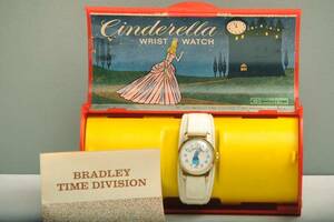 ヴィンテージ　シンデレラ　手巻腕時計　 貴重　 未使用　 BRADLEY 　 SWISS 　 ディズニー　ブラッドレイ