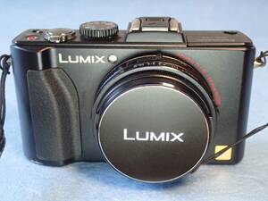 Panasonic「 LUMIX DMC-LX5 」1010万画素 1/1.63型大型CCD
