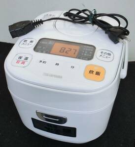 TS240510　アイリスオーヤマ　ERC-MA30-W　ジャー炊飯器　ホワイト　2018年製　専用電源コード付き