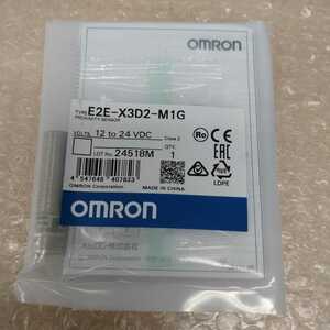 未使用品　OMRON　E2E-X3D2-M1G　近接センサ　P-426