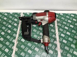 中古品 エア工具 マックス MAX 常圧ステープル用エアネイラ TA-557F/957T 本体のみ 木工 木材加工 常圧 通常圧 ITWL62VOKVTY