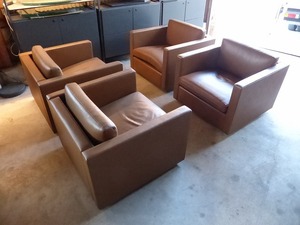 Knoll/ノール｜フィスター アームチェア4脚セット　レザー 1Pソファ｜総額400万｜応接・社長・役員室・ラウンジ