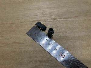 3.5mm イヤホンジャックコネクタ　金メッキ　2個セット　基盤取付　補修　修理　　送料120円　DIY