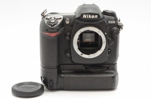 ★美品★ Nikon D200 + MB-D200 Body ニコン ボディ 完動 キレイ ◆643