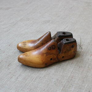 イギリス フランス アンティーク 古い 子供用 靴の木型 シューモールド ペン立て ラスト ブロカント ヴィンテージ インテリア シューツリー