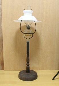 明治 大正 とてもかっこいい形の木製の座敷ランプ ウランガラス n771