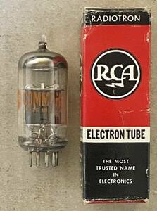 ■NEW20188■ RCA 5814A (12AU7互換)（ブラックプレート、サポートロッド付）新品元箱入