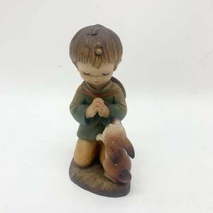 【1スタ】アンリ人形　Shepherd kneeling with squirrel nativity　フェランデス　 木彫り　フィギュア　ドール　イタリア製