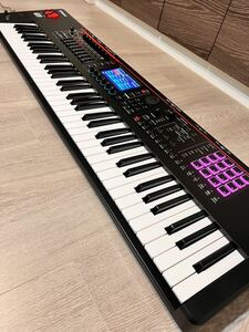 【 ほぼ新品 】Roland FANTOM-07 76鍵盤　ローランド　ファントム07 シンセサイザー キーボード 