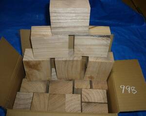 ★日本 桐★キリ ルアー材 荒材（製材品）ブロック１８個組 １５年以上乾燥 彫刻材【998】平角材　