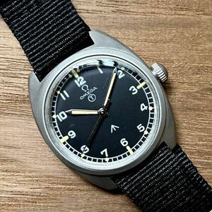 オメガ OMEGA Ω ミリタリー アンティーク 手巻き ジャンク ブロードアロー 腕時計 ヴィンテージ 稼働品 軍用