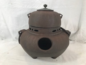 鋳鉄製　鉄製　風炉釜　茶釜　直径28cm