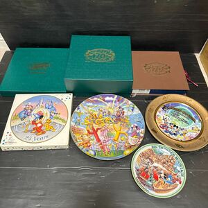 ディズニー ミッキー ミニー クリスマスプレート ディズニーランド 70th 25th 限定品　年代物　