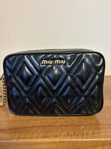 Miu Miu ミュウミュウ ショルダーバッグ チェーン