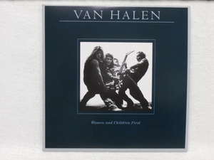 ＜美品＞　VAN HALEN　　ヴァン・ヘイレン　　/　　WOMEN AND CHILDREN FIRST　　（紙ジャケット仕様）　輸入盤