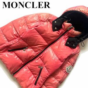 【送料無料】MONCLER モンクレール レディース　ダウンジャケット　ワッペン ピンク　コート　レディース　1 M 中綿入り　コミックタグ